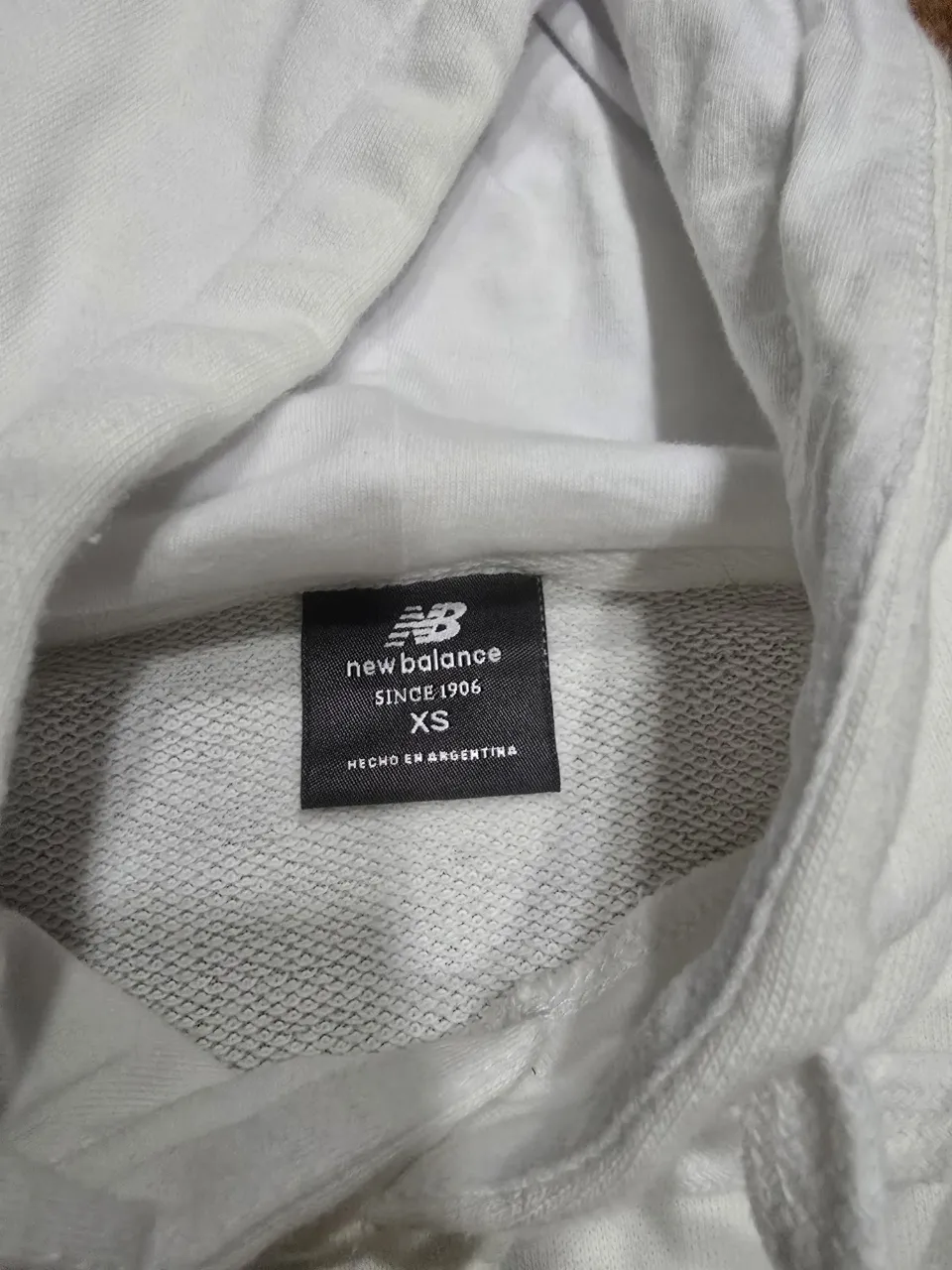 Buzo New Balance - Vista 2