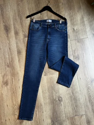 DIOSA LUNA JEANS