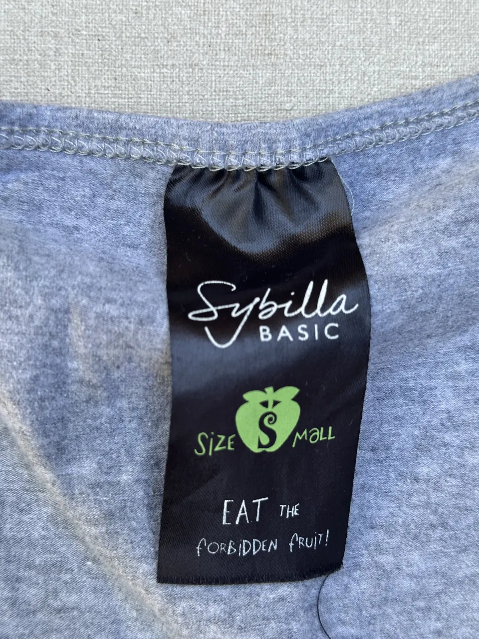 Remera Sybilla - imagen 2
