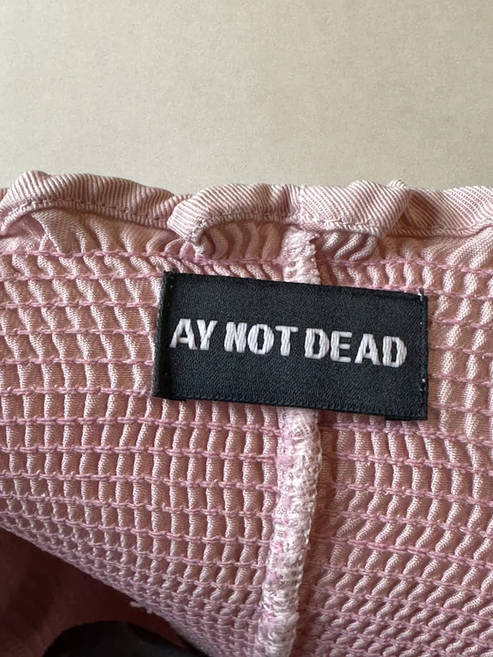 Top Ay Not Dead - imagen 3