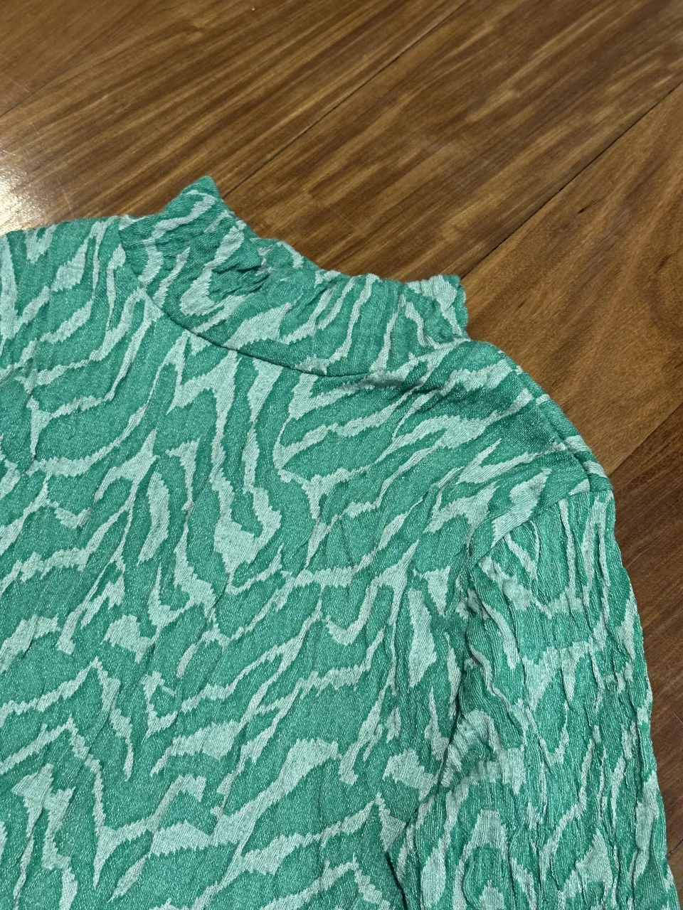 Remera Zara - Vista 2
