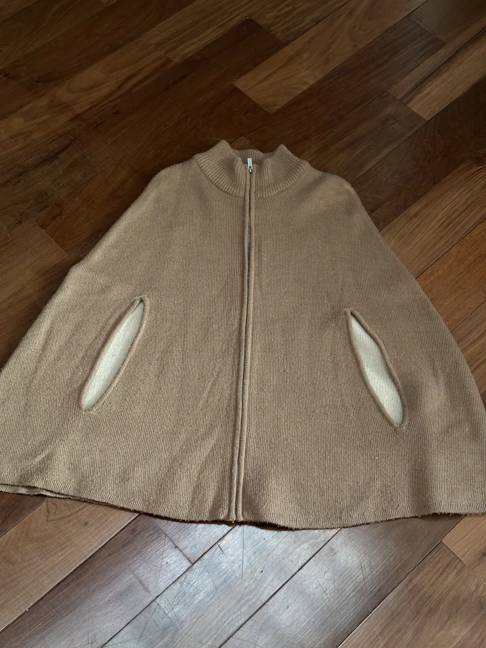 Poncho Forever 21 - imagen 1
