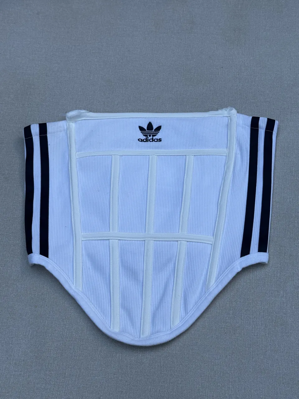 Top adidas