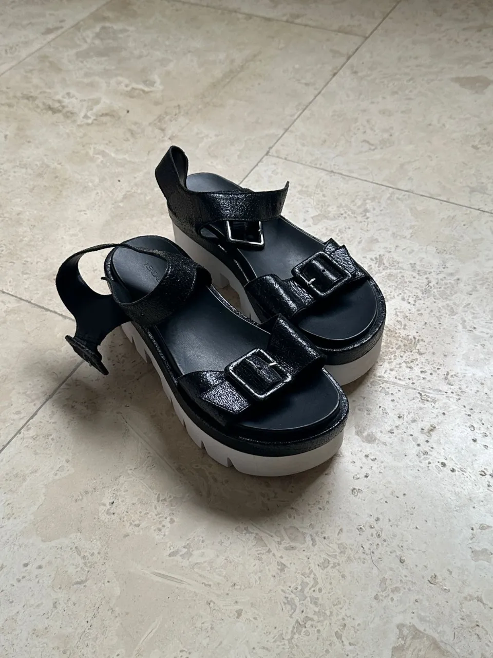 Sandalias Kendall + Kylie - imagen 1