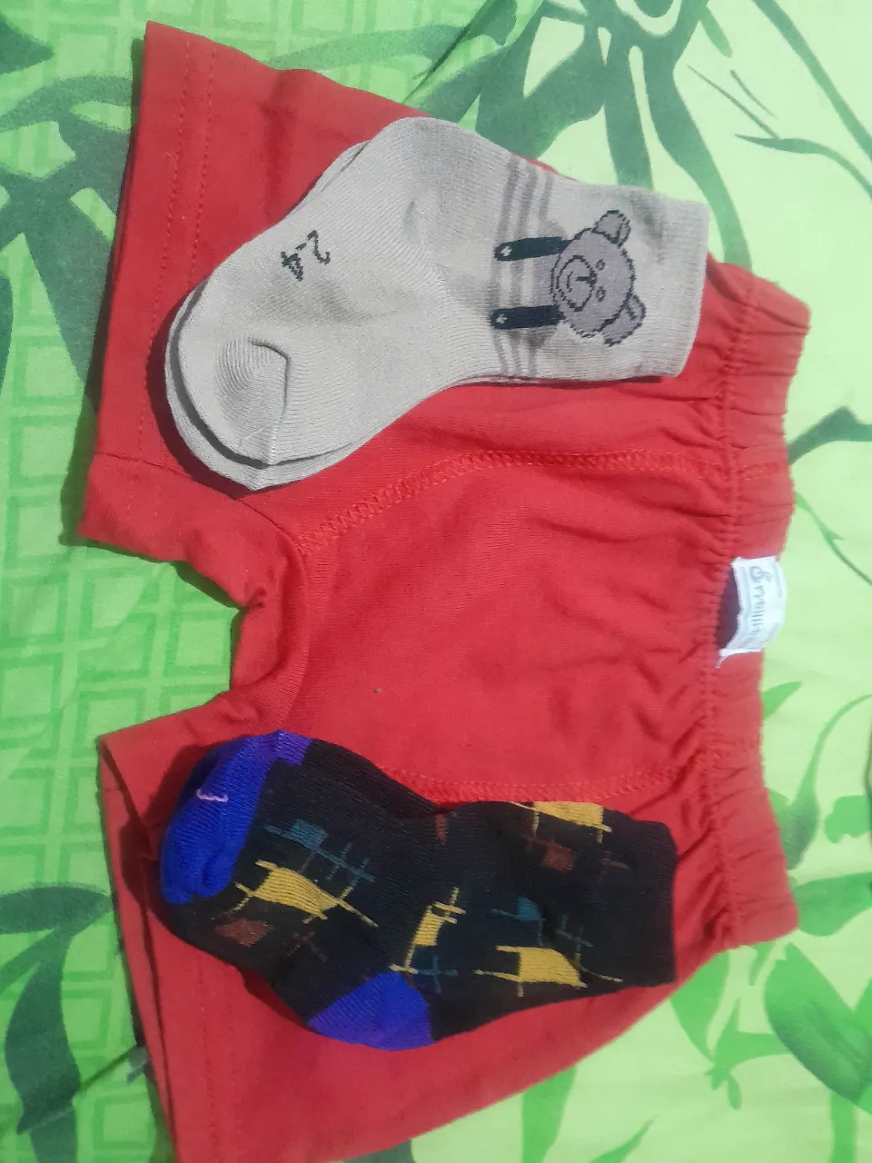 Conjunto para gemelos A ≠ - Vista 2