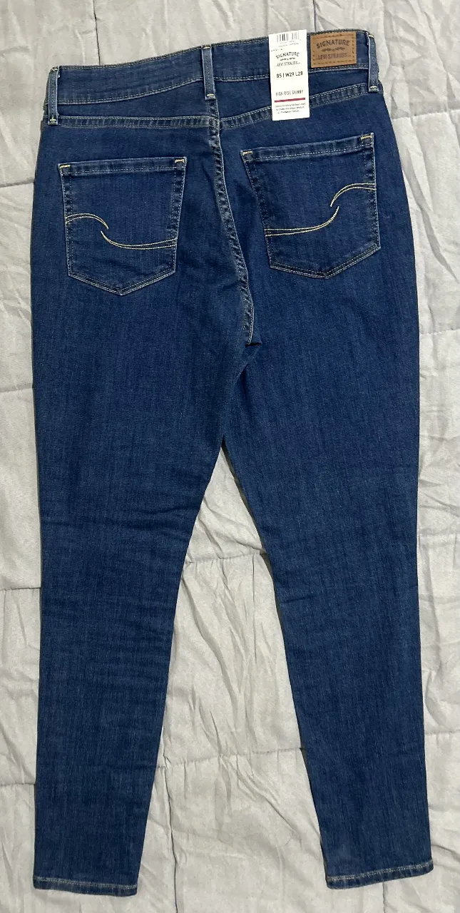 Jean Levi's - imagen 4