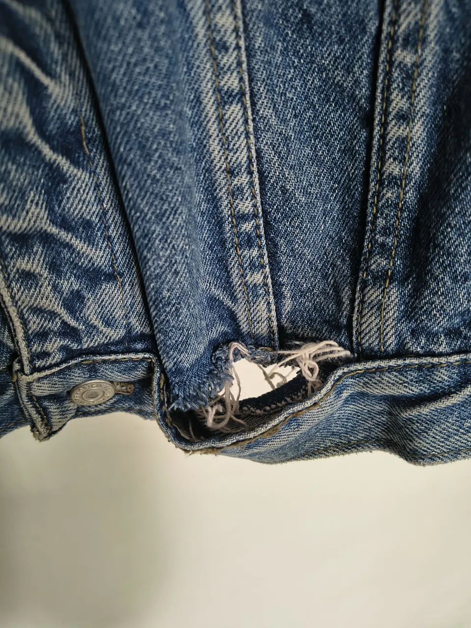Campera A ≠ - imagen 4