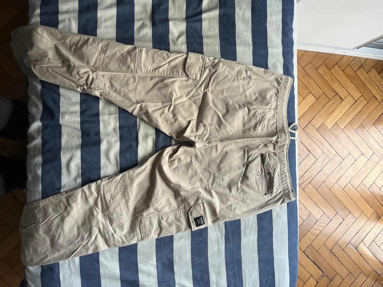 Pantalón Pull & Bear - Vista 3