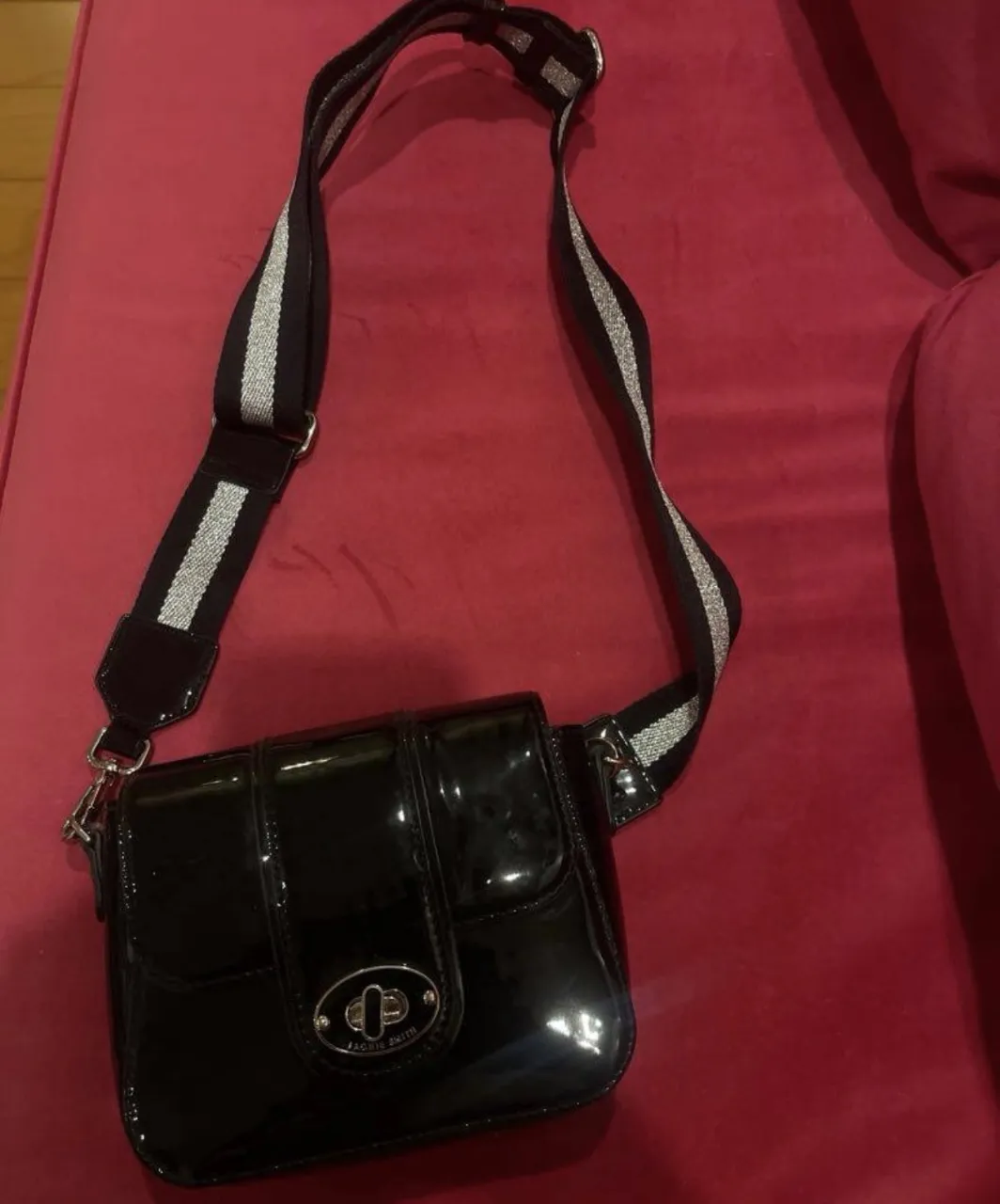 Cartera Jackie Smith - Vista 2