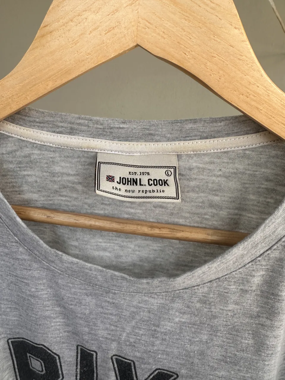 Remera JOHN L. COOK - imagen 3