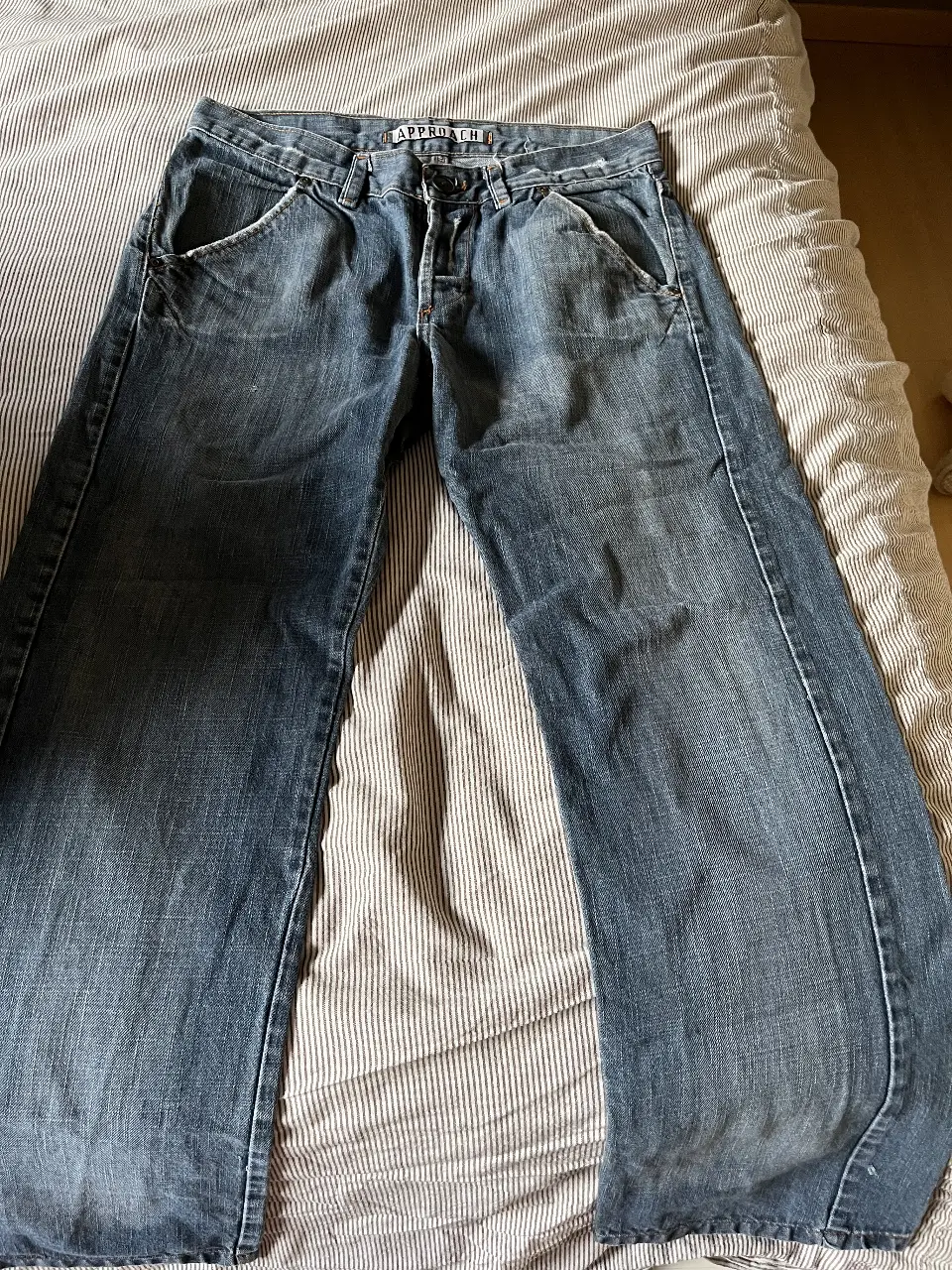Jean APPROACH - imagen 2