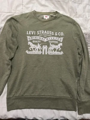 Levi's