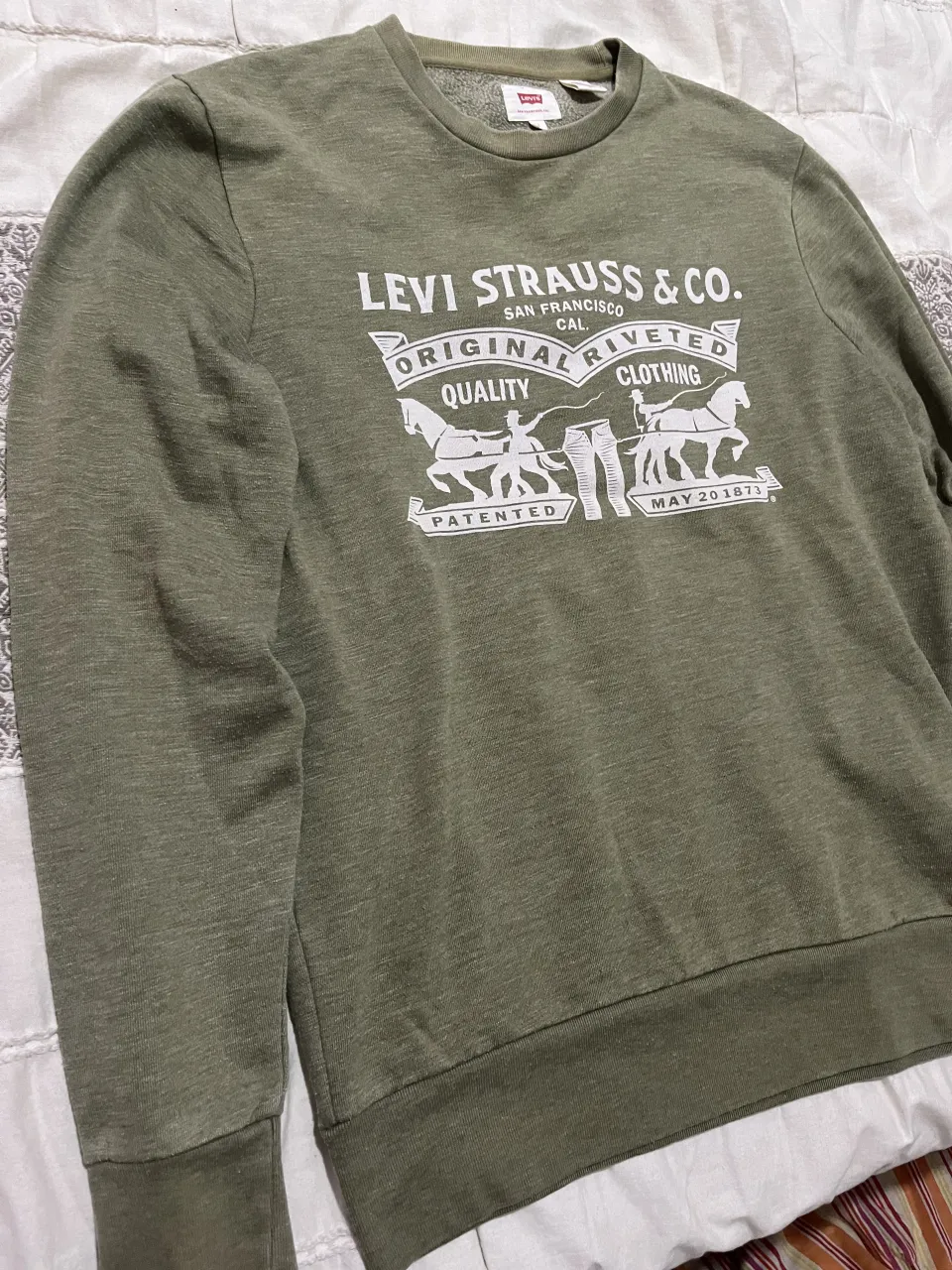Buzo Levi's - imagen 3
