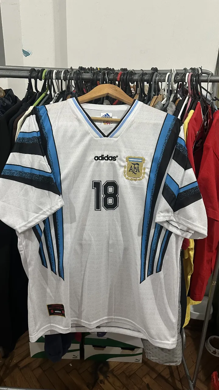 Camiseta adidas - imagen 4
