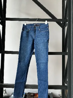 Levi's