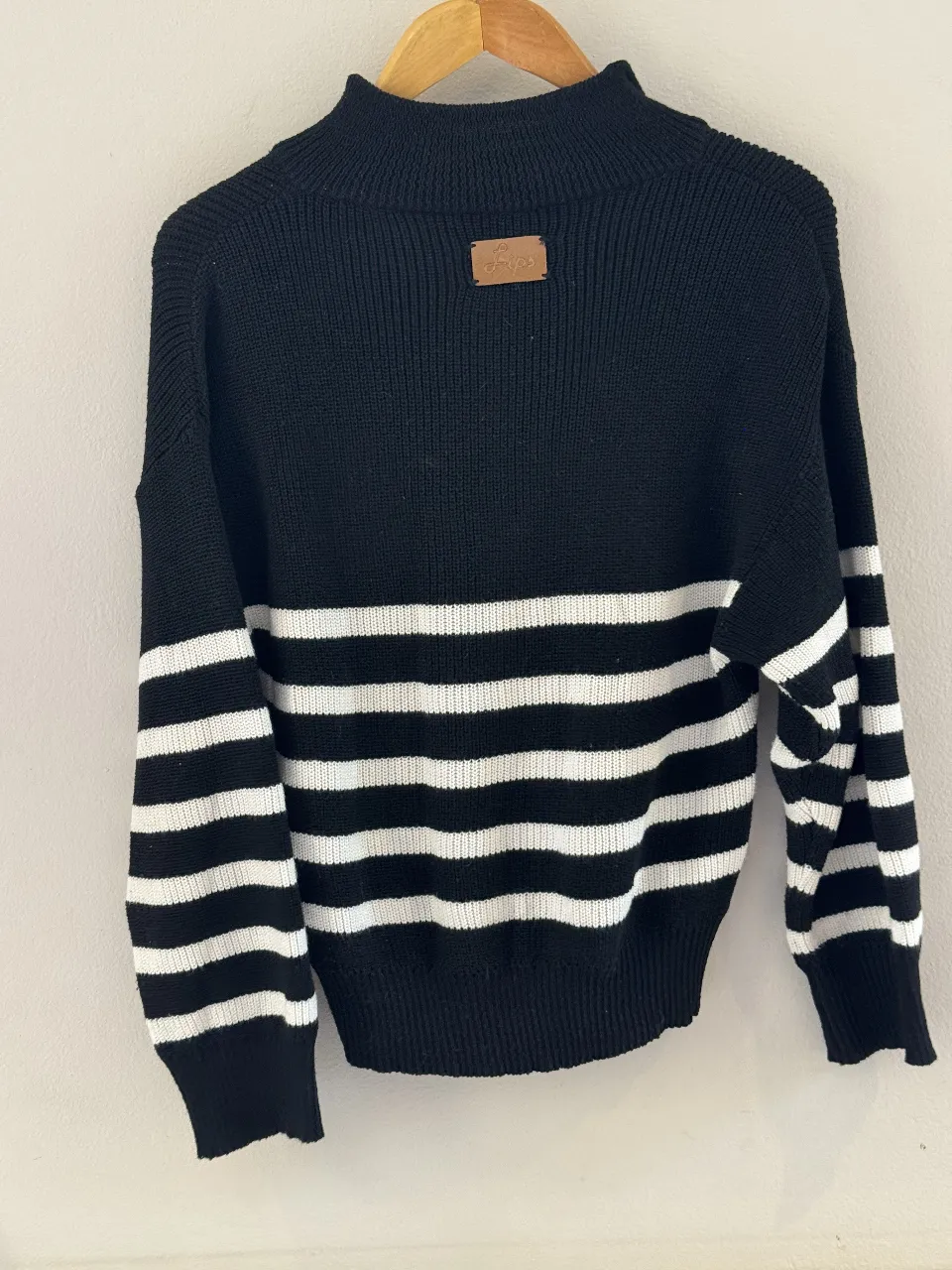 Sweater Lips - imagen 2