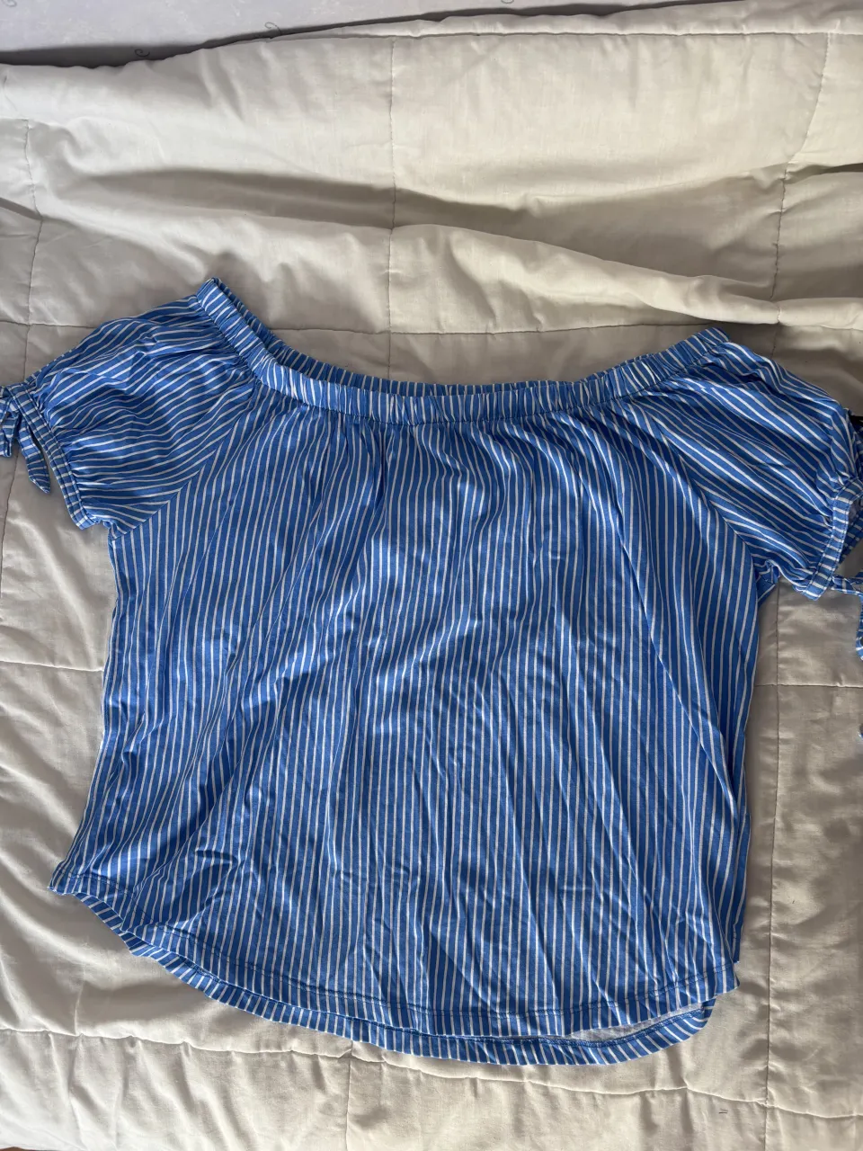 Remera H&M - imagen 1