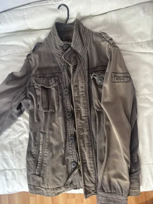 Abercrombie & Fitch