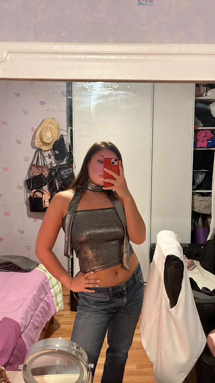 Top plateado metalizado strapless con bufandita