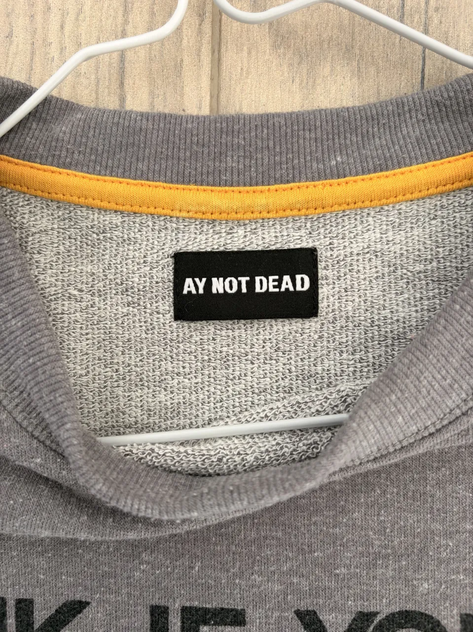 Buzo Ay Not Dead - imagen 2