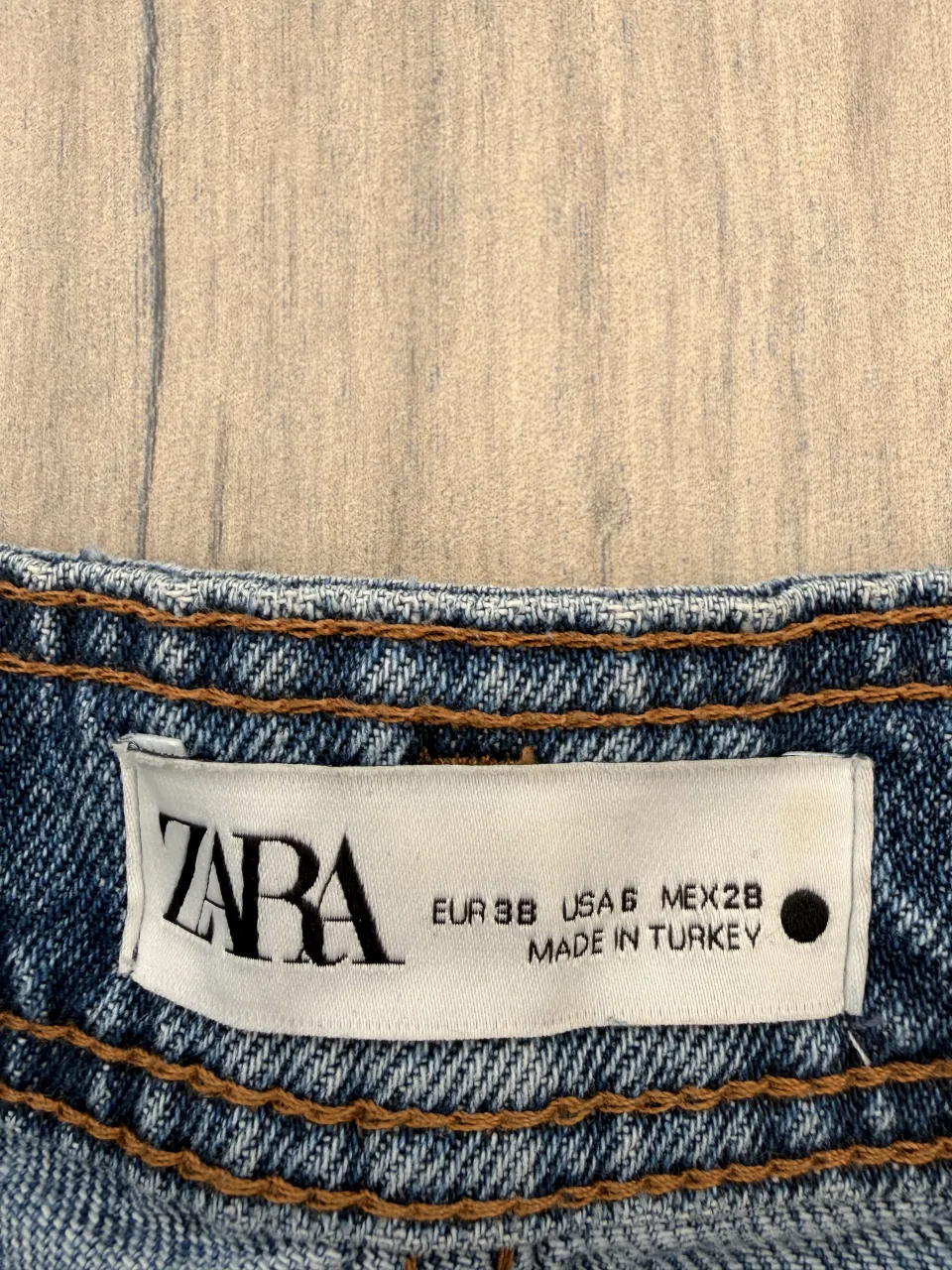 Jean Zara - imagen 3