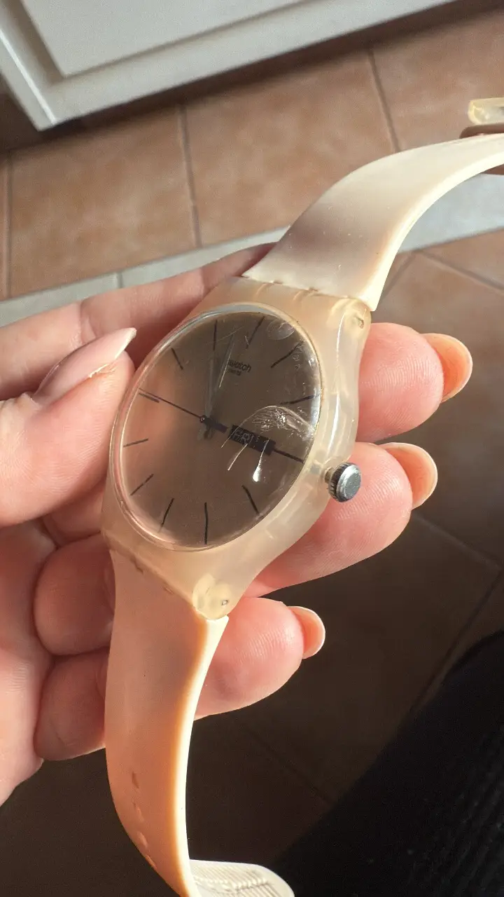 Reloj Swatch miniatura 2