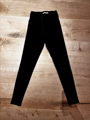 Levi's