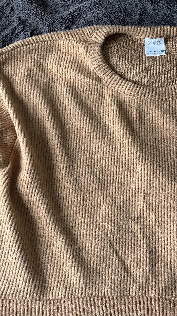 Sweater de cuello redondo Zara - imagen 4