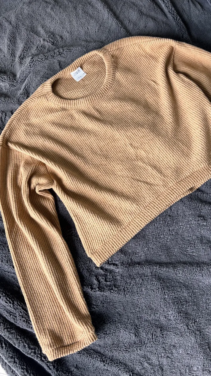 Sweater de cuello redondo Zara - imagen 2