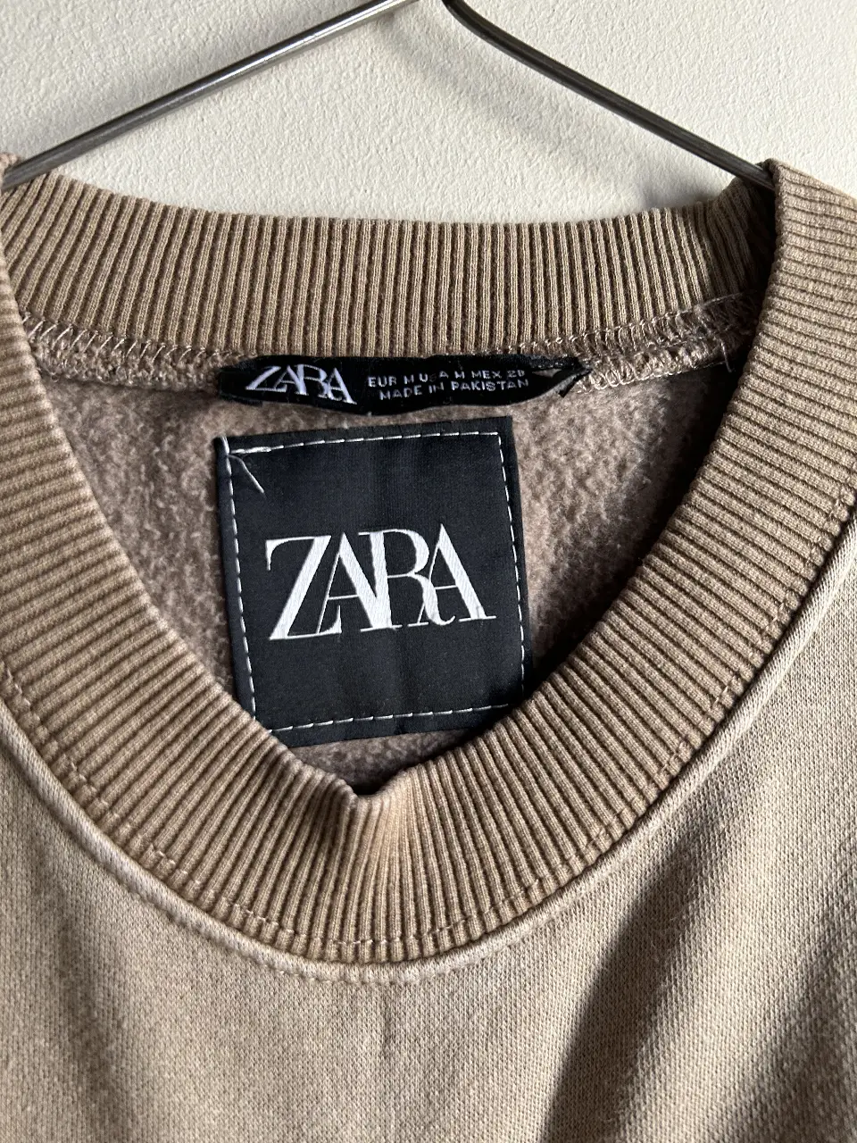 Buzo Zara miniatura 2