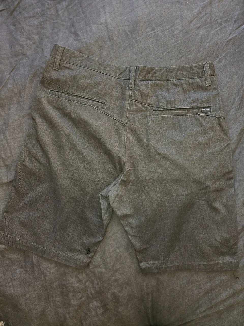 Bermuda Volcom - Vista 3