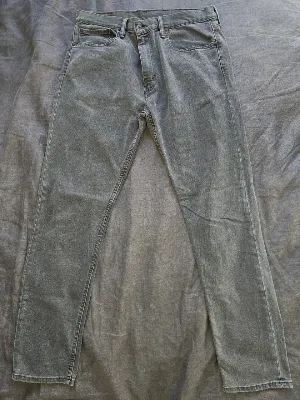 Levi's