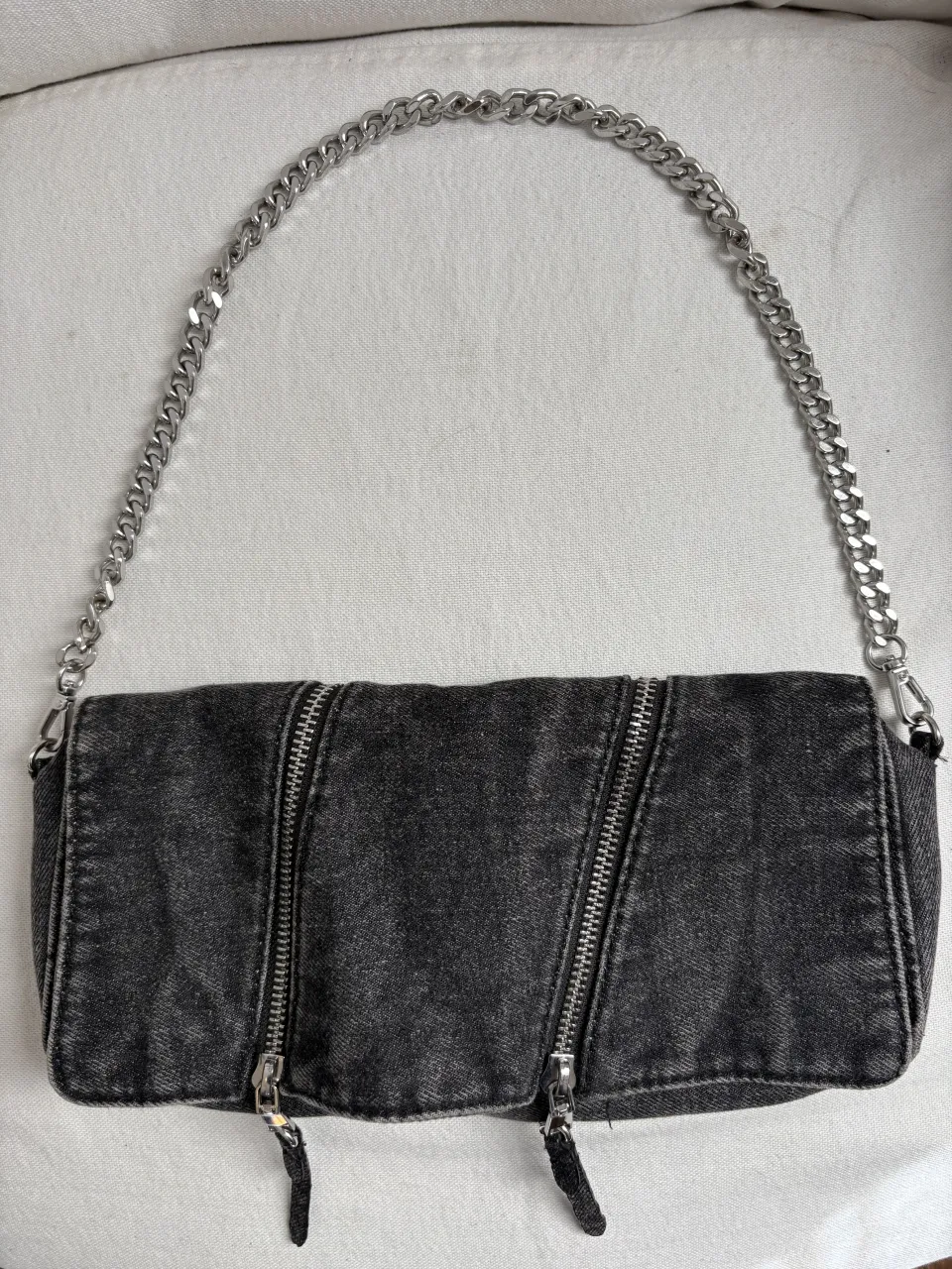 Cartera Zara