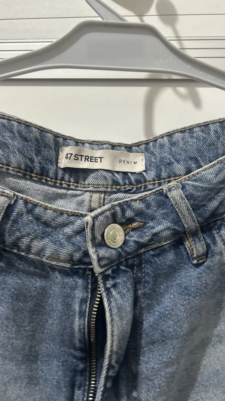 Short 47 Street - imagen 2