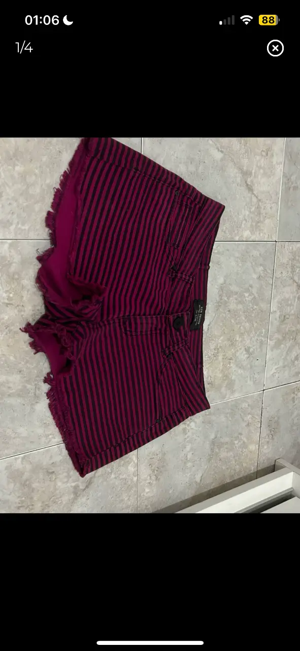 Short Kosiuko - imagen 1