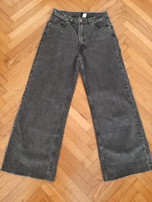 H&M