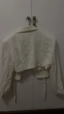 Top white
