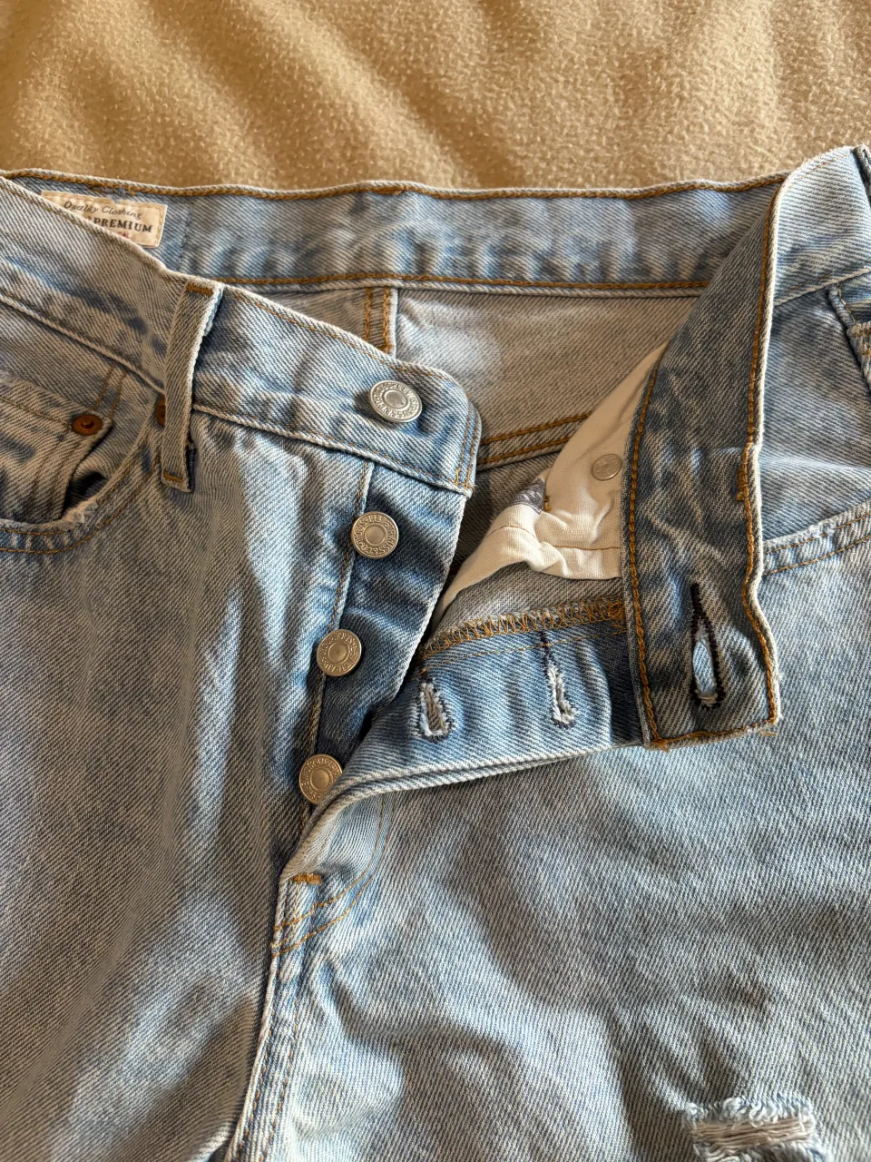 Jean Levi's - imagen 4