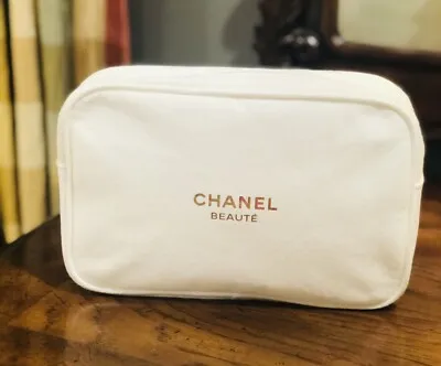 Neceser Chanel - Vista 3