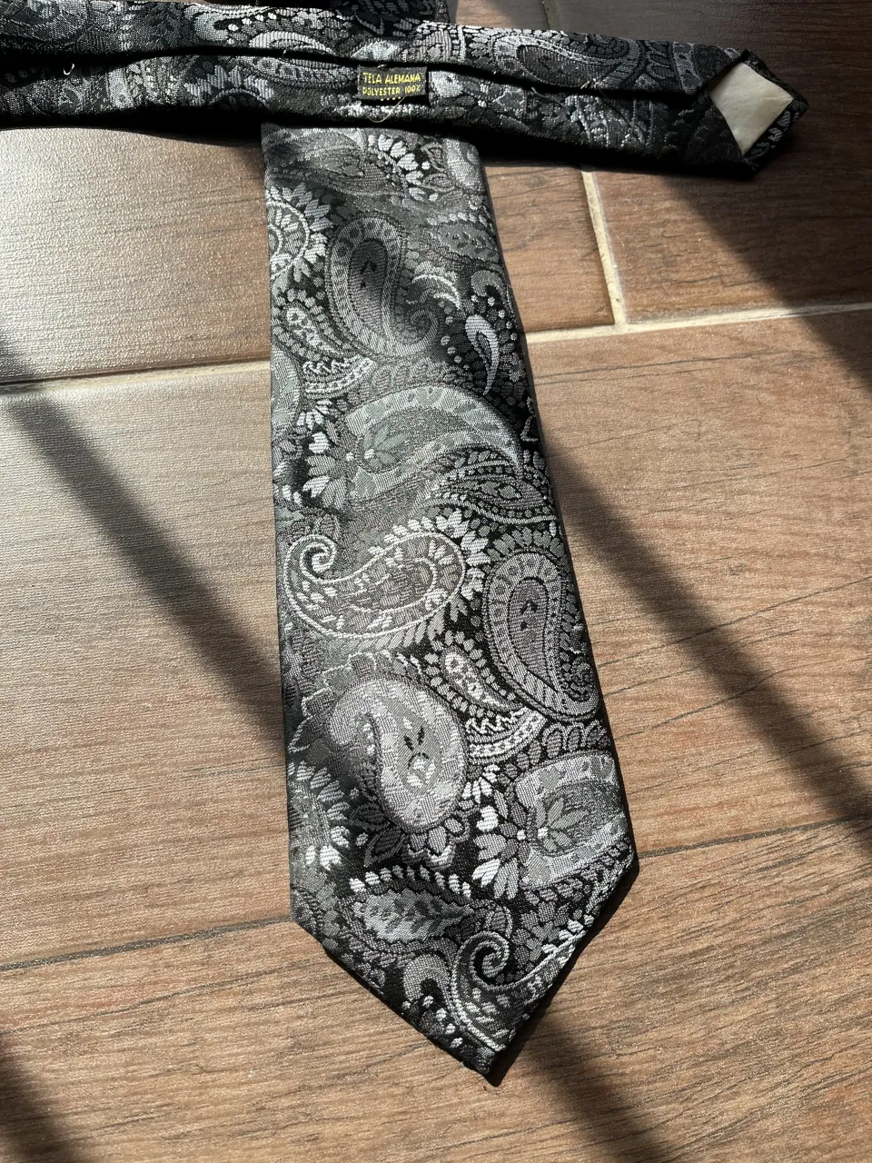 Corbata Aa - imagen 1