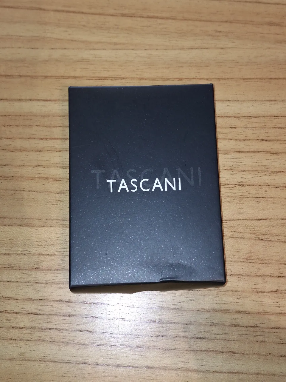 Billetera Tascani