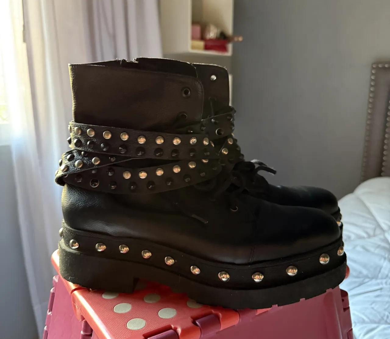 Borcegos Sofia Sarkany - imagen 3