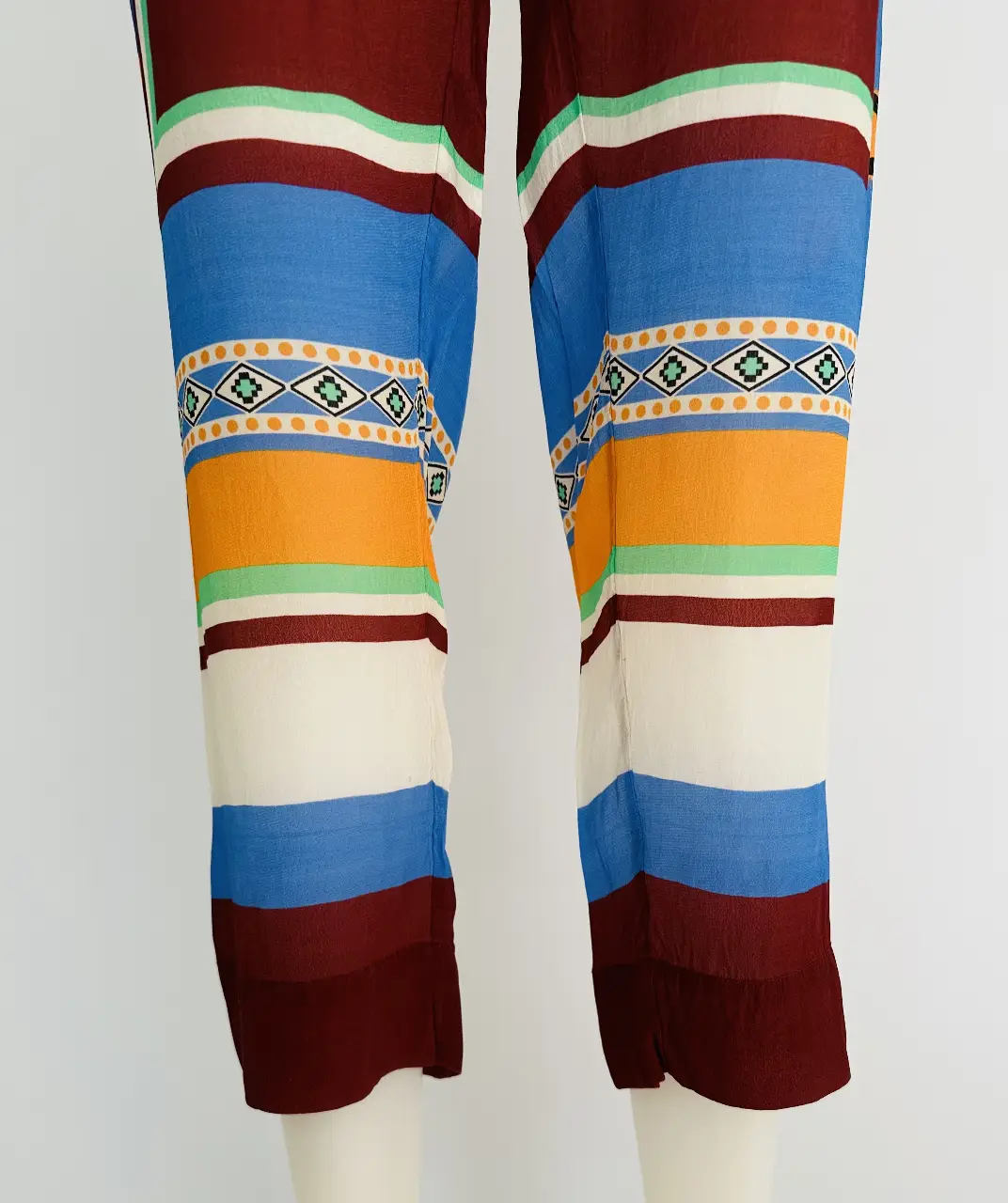 Pantalón CHER. - Vista 4