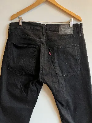 Levi's