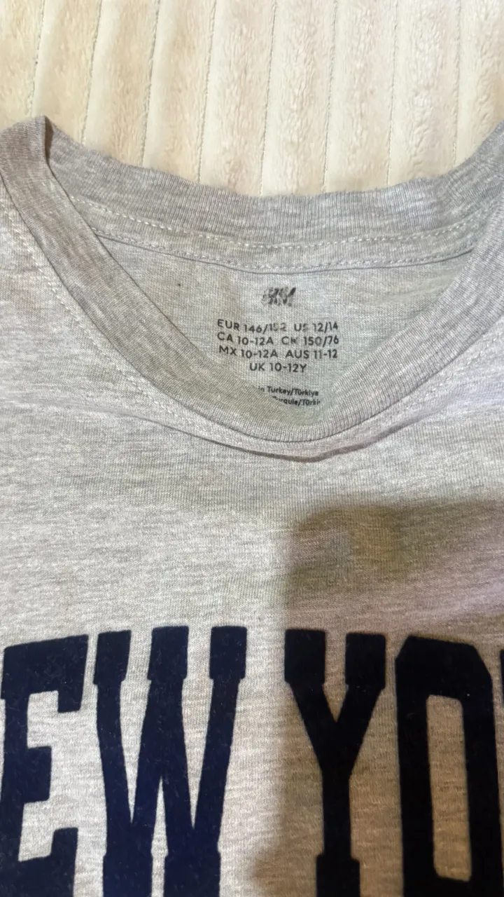Remera H&M miniatura 2
