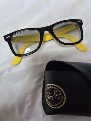Ray-Ban