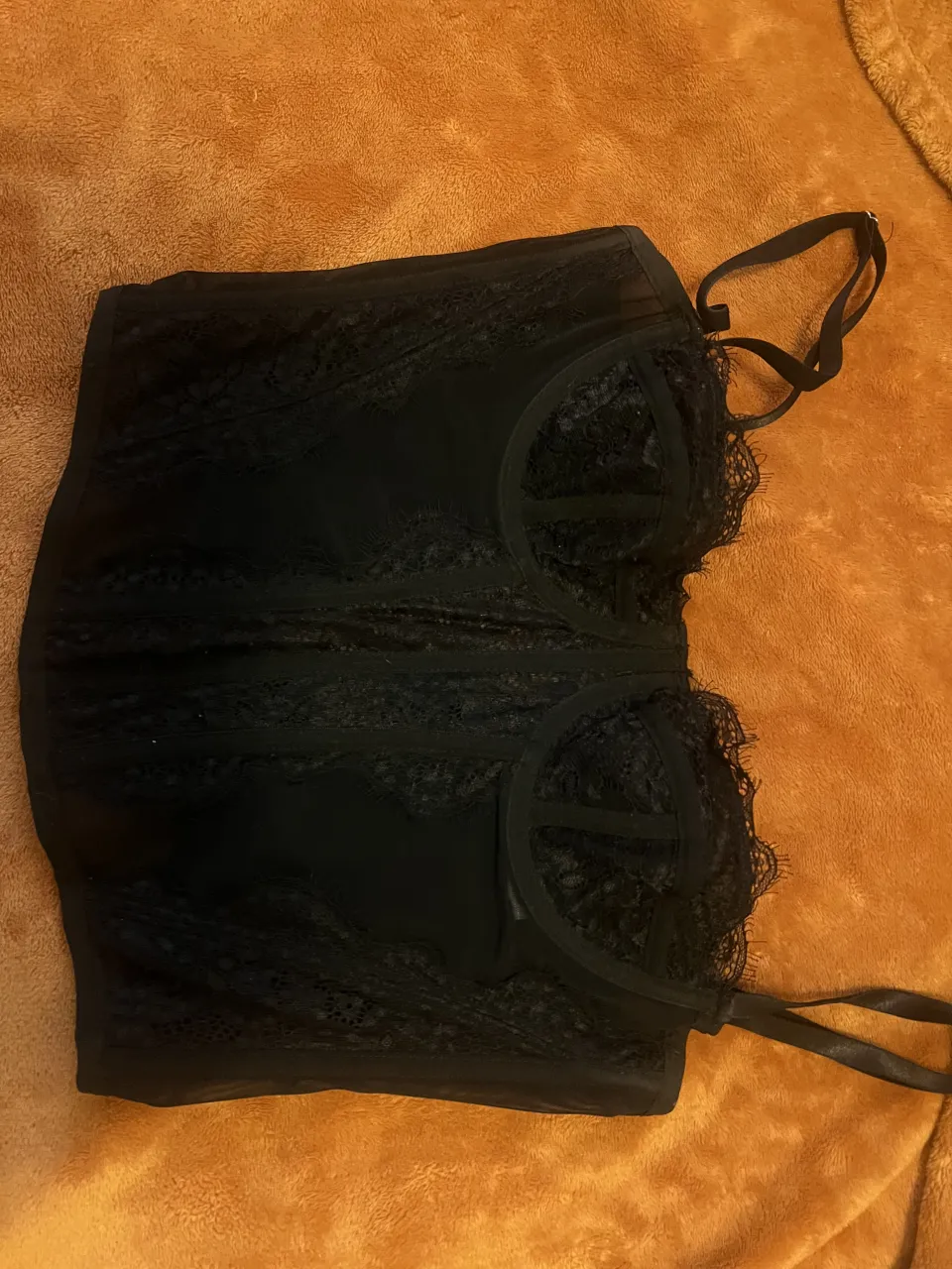 Corset de encaje negro talle 1! Muy pocos usos
