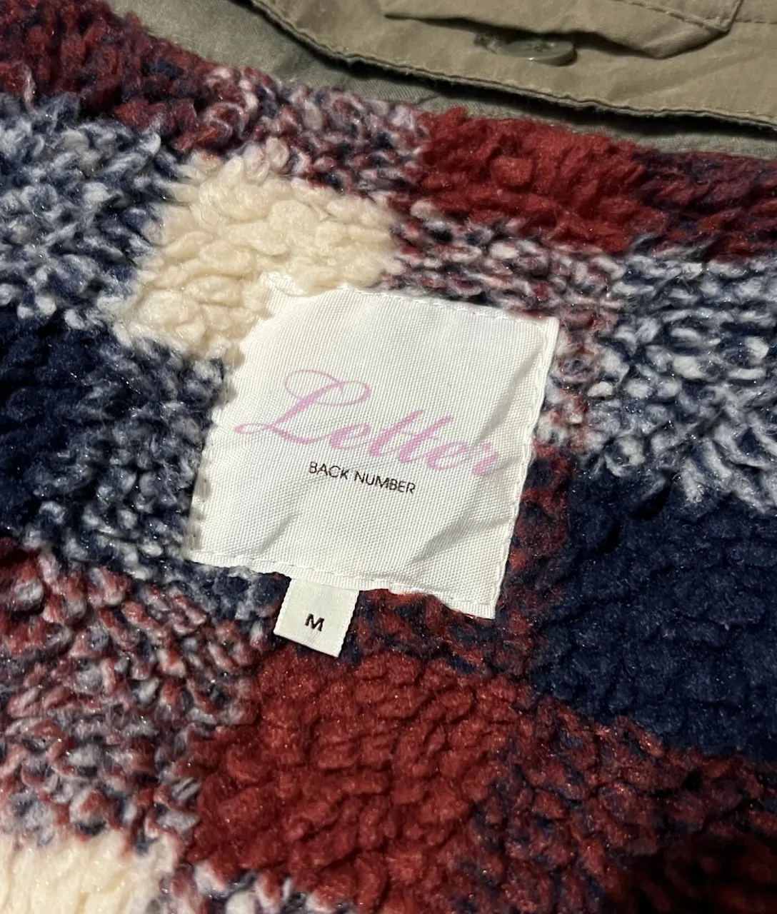 Campera Letter - imagen 5