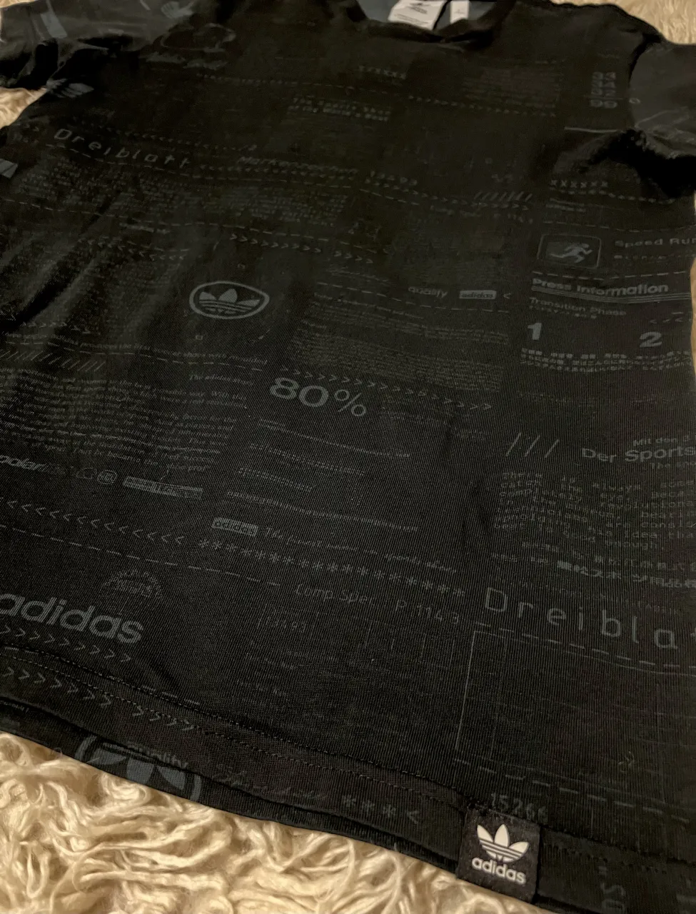 Remera adidas - Vista 2