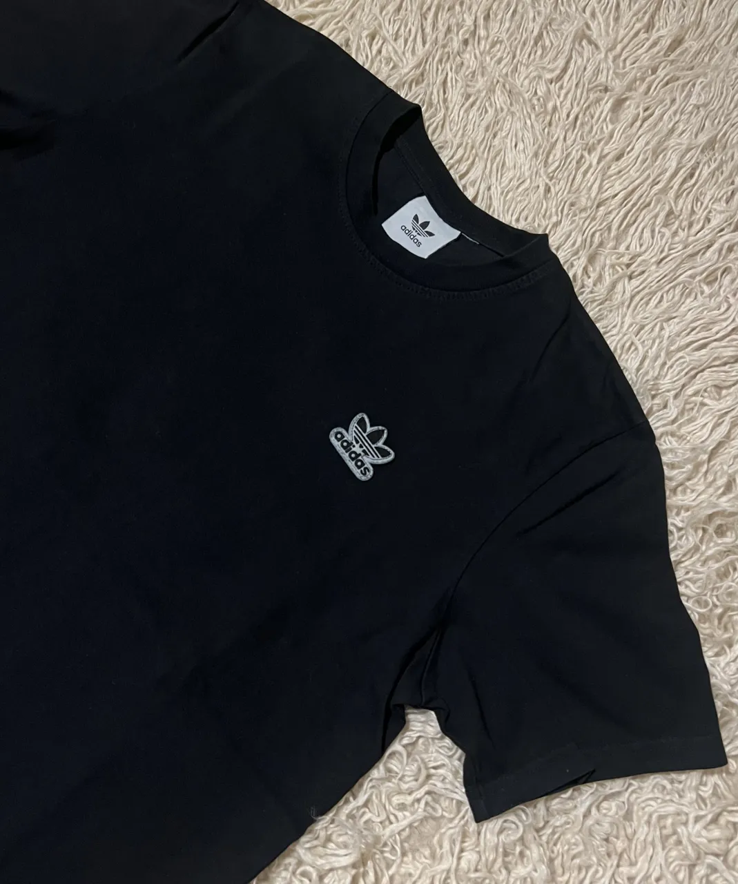 Remera adidas - Vista 2